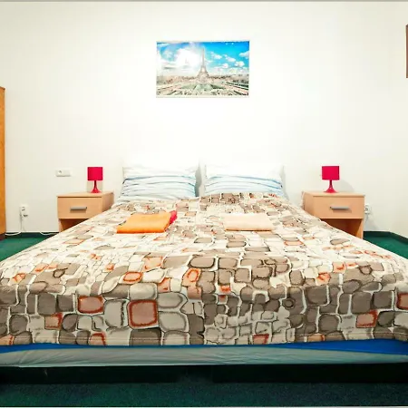 Apartments House Seifertova Guest house 3*